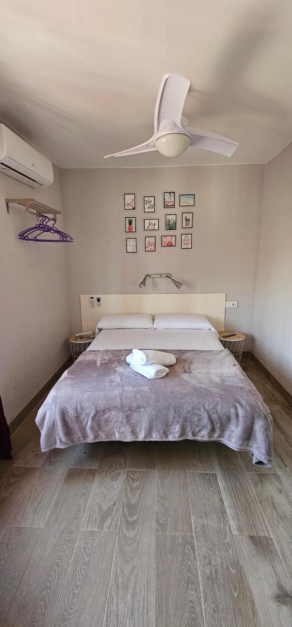 Hostal La Cabana ซาลอว์ ภายนอก รูปภาพ