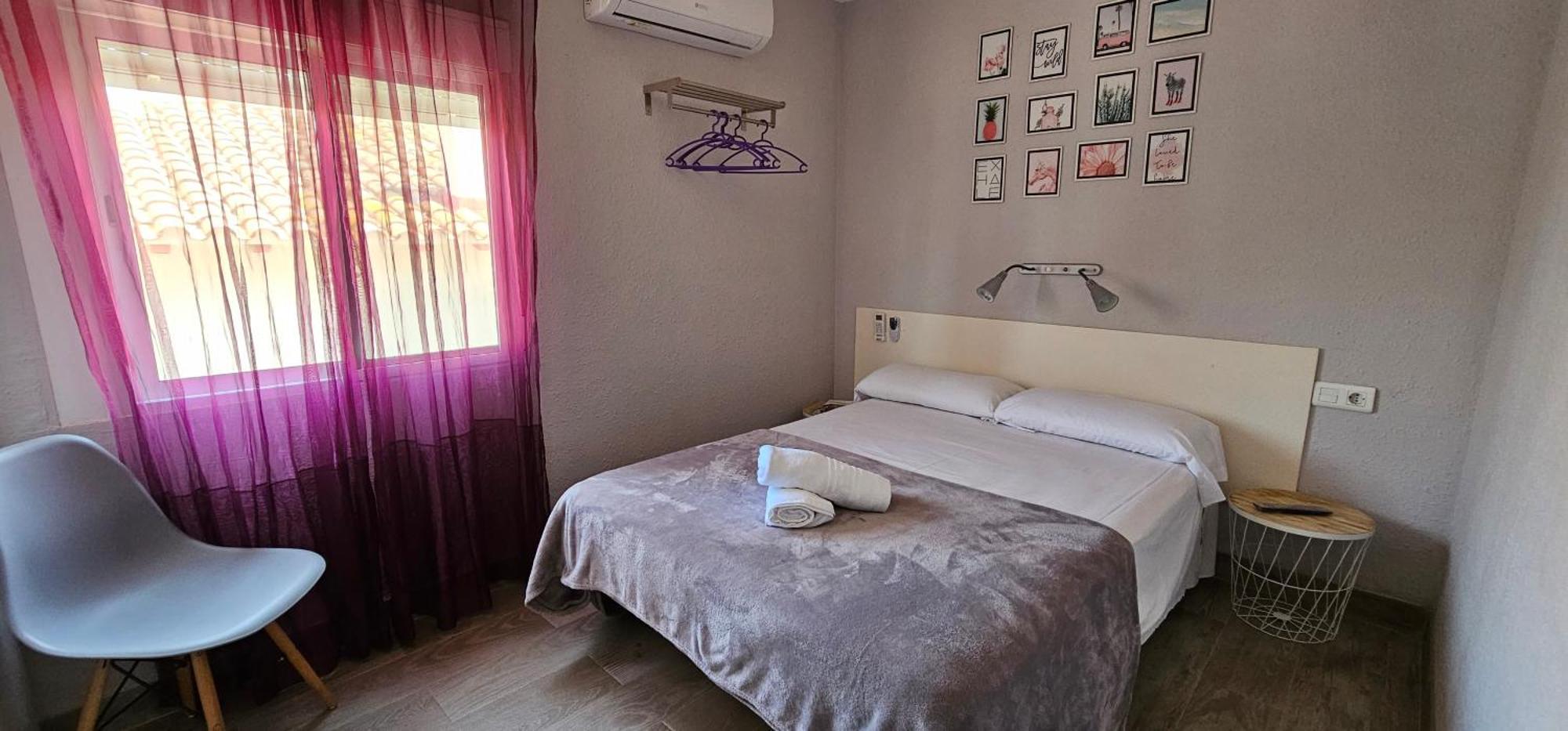 Hostal La Cabana ซาลอว์ ภายนอก รูปภาพ