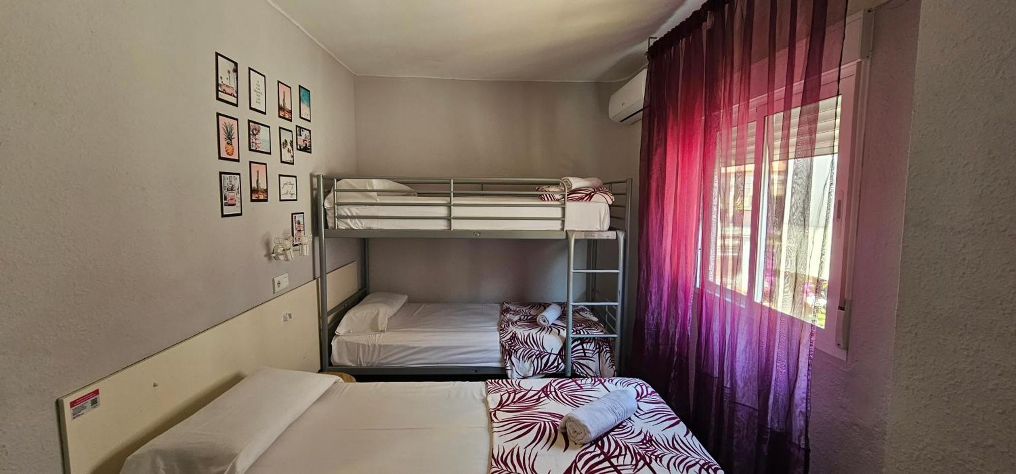 Hostal La Cabana ซาลอว์ ภายนอก รูปภาพ