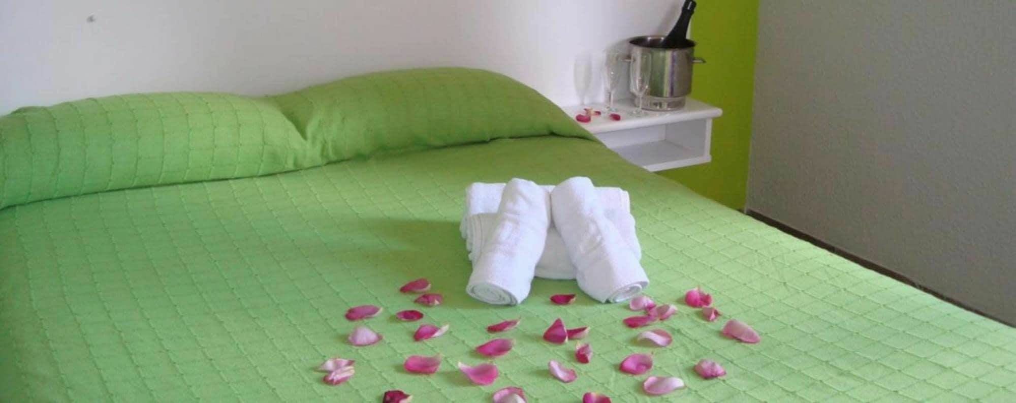 Hostal La Cabana ซาลอว์ ภายนอก รูปภาพ